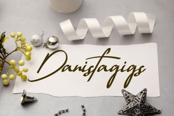 Danistagigs: A Handwritten Font That Sells Your Handmade Goods